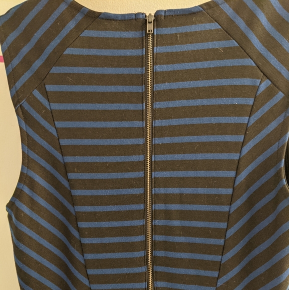 STRIPED DRESS - Picture 4 of 4